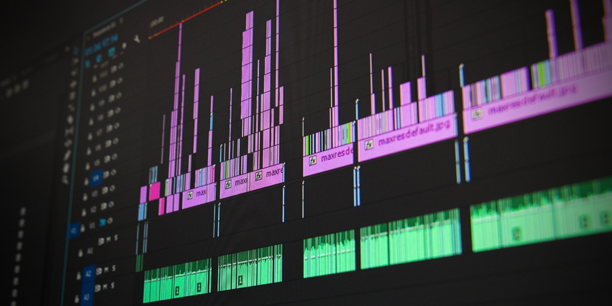 Computer screen displaying audio levels