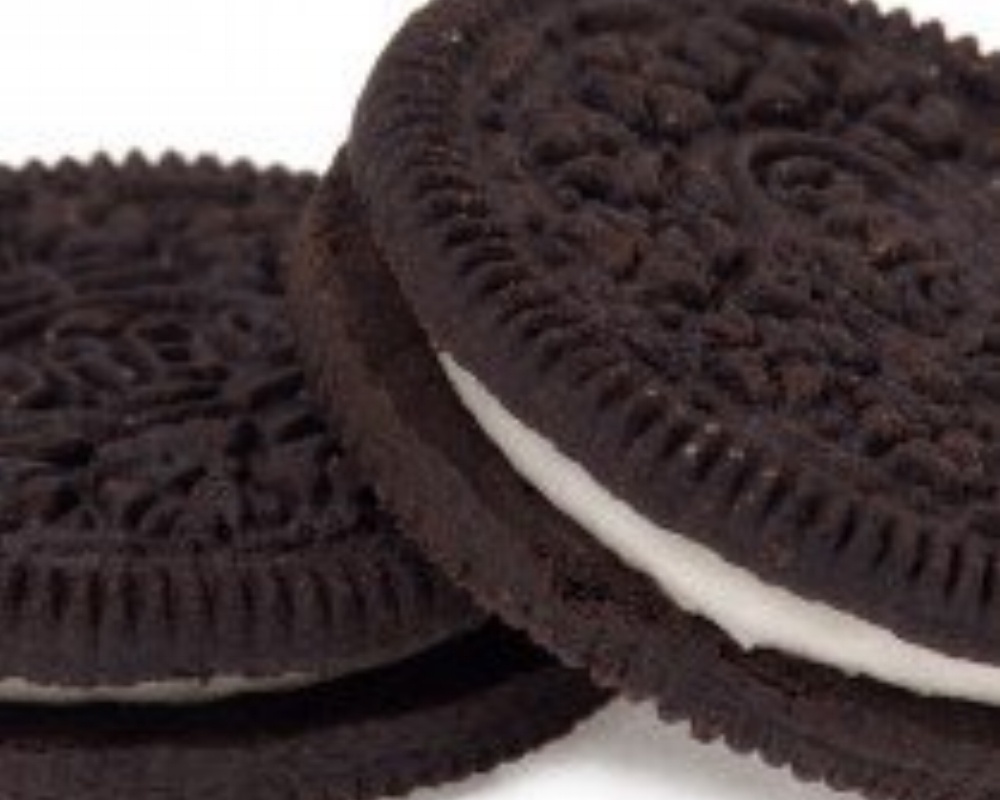 Oreo-Two-Cookies-210x210-168512-edited.jpg